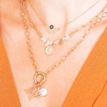 Afbeelding in Gallery-weergave laden, Bedel M goud