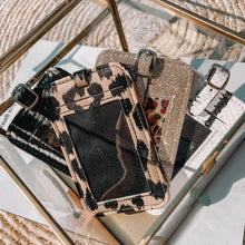 Afbeelding in Gallery-weergave laden, Kofferlabel marble snake wit