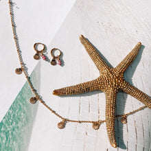 Afbeelding in Gallery-weergave laden, Oorbellen Little Shell Roze/Goud