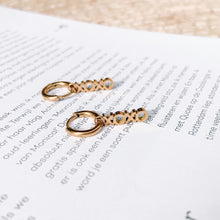 Afbeelding in Gallery-weergave laden, Oorbellen XOXO Goud