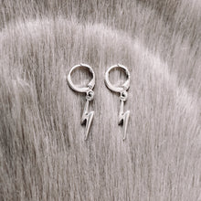 Afbeelding in Gallery-weergave laden, Oorbellen Pretty Thunder Zilver