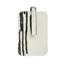 Afbeelding in Gallery-weergave laden, Kofferlabel marble snake wit
