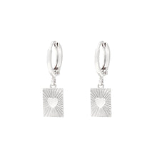 Afbeelding in Gallery-weergave laden, Oorbellen Show Me Love Zilver